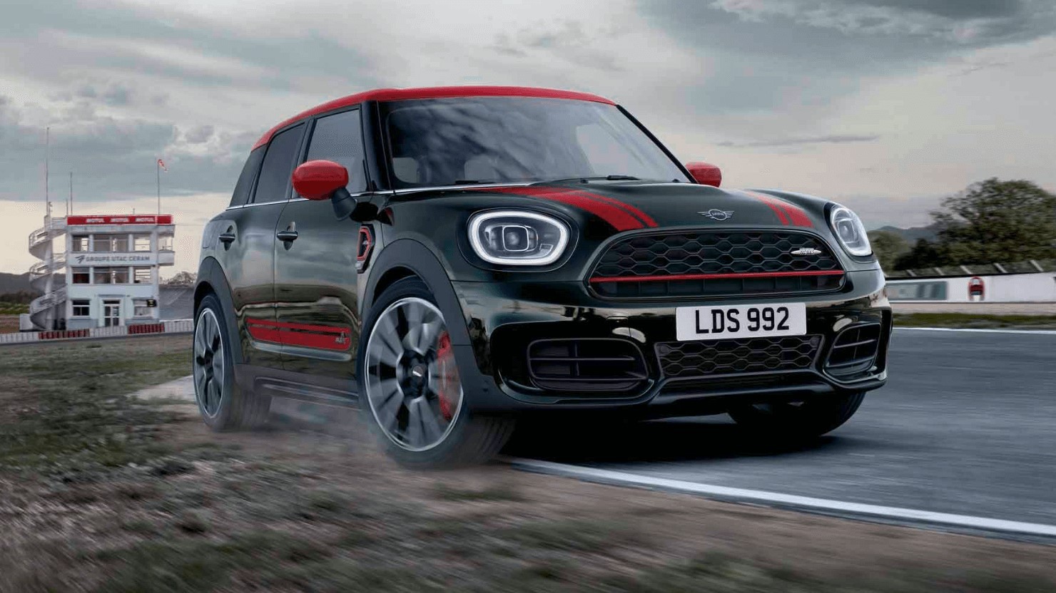 Całkowicie elektryczne MINI